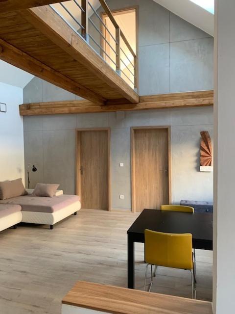 Вілла Loft Piheno Es Wellness Haz Балатонфюред Екстер'єр фото