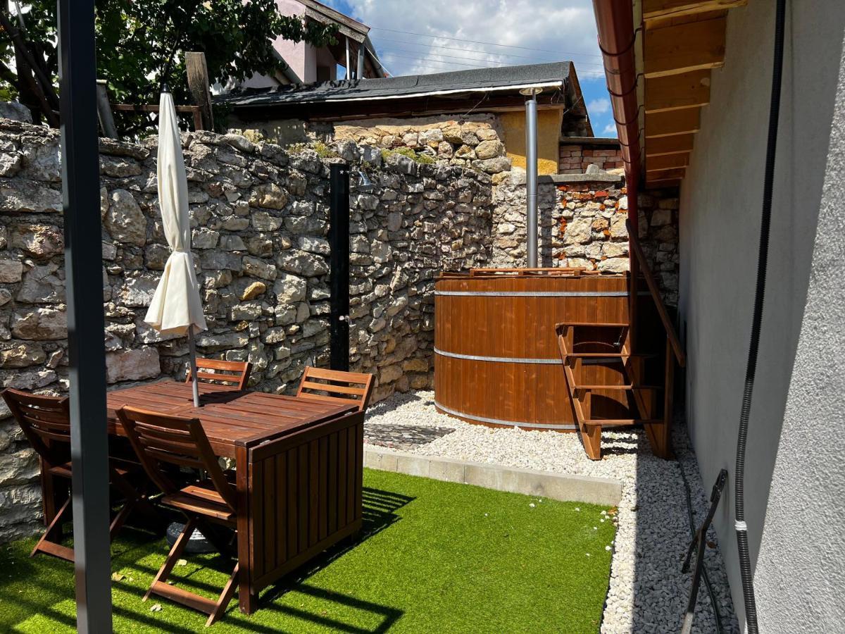 Вілла Loft Piheno Es Wellness Haz Балатонфюред Екстер'єр фото